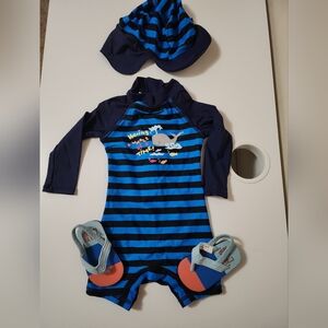 Baby swimsuit with a hat and slippers (3M-6M)